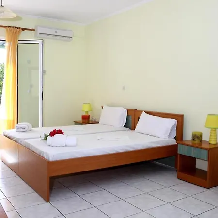 Appartamento Makis Lighthouse 7 *